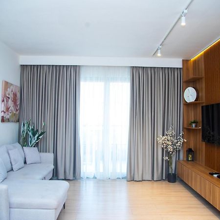 The Pavilion 1Bdr Luxury Apt Accra Exteriör bild