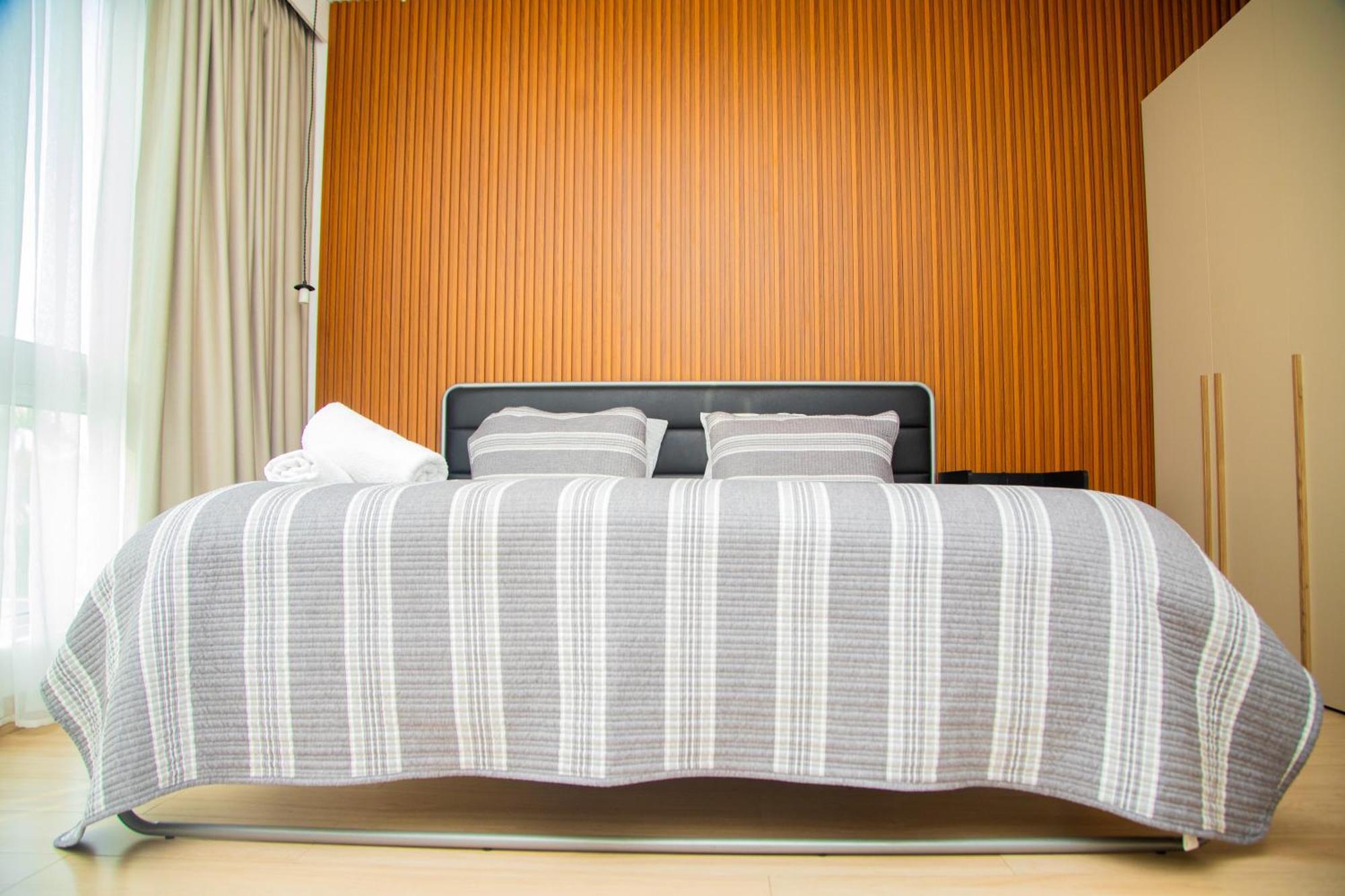 The Pavilion 1Bdr Luxury Apt Accra Exteriör bild